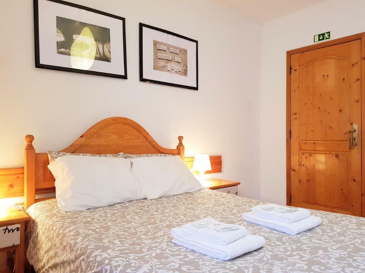 Hostel Geres Порту Номер фото